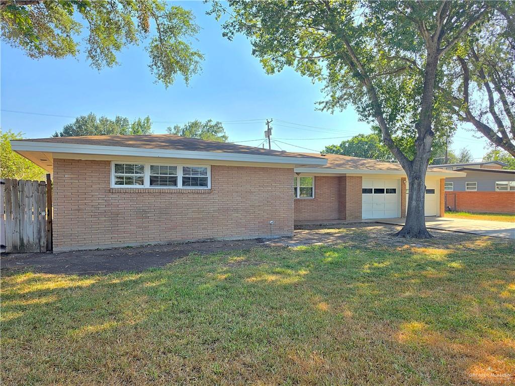 Photo 2 of 1613 Fern Avenue
