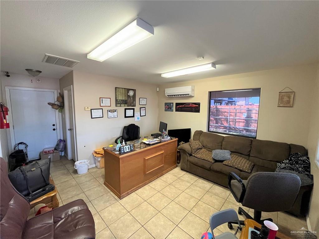 Photo 7 of 3301 Veterans Boulevard