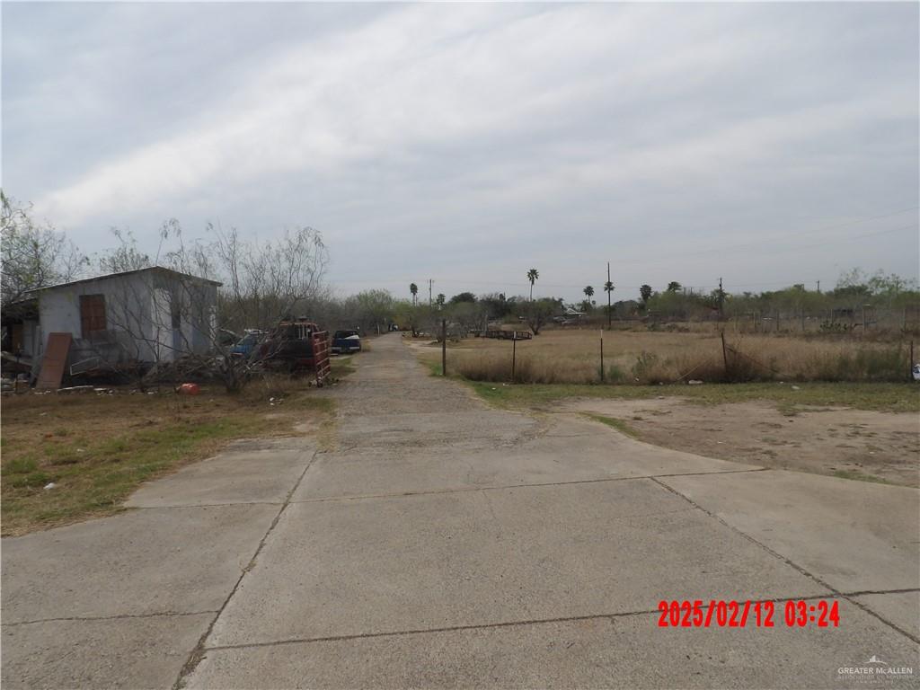 Photo 11 of 8140 Fm 1015 Street