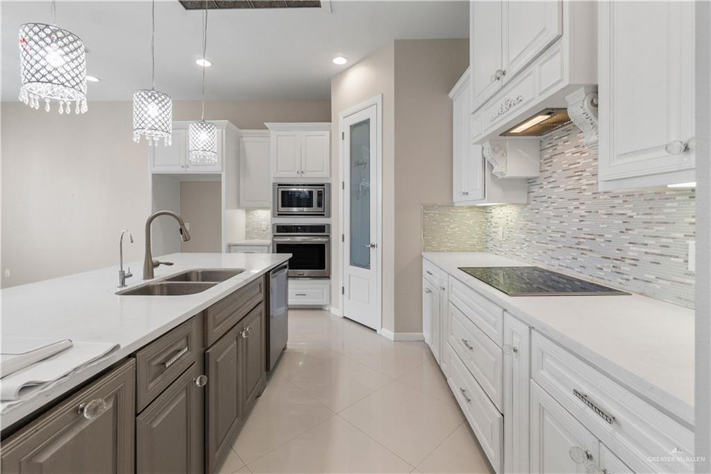 Photo 8 of 4916 Juno Drive