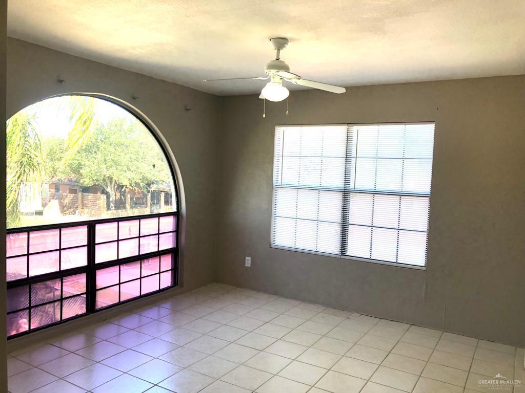 Photo 10 of 904 El Campo Drive