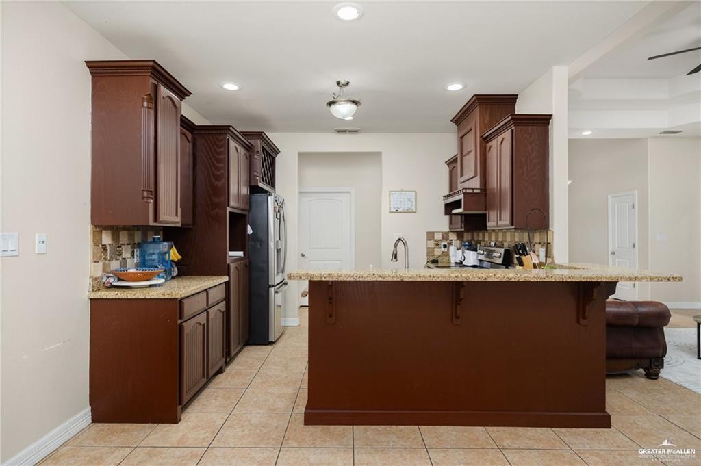 Photo 5 of 304 18th Street