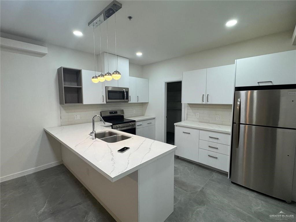Photo 3 of 901 Yuma Avenue #1000