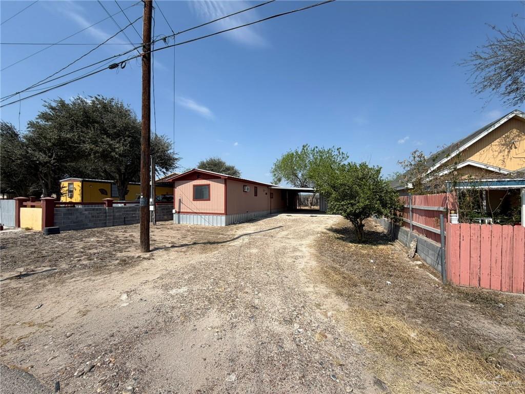 Photo 4 of 1814 Canyon Street