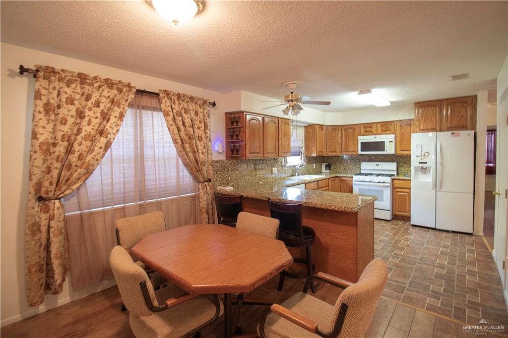 Photo 5 of 1035 La Costa Drive