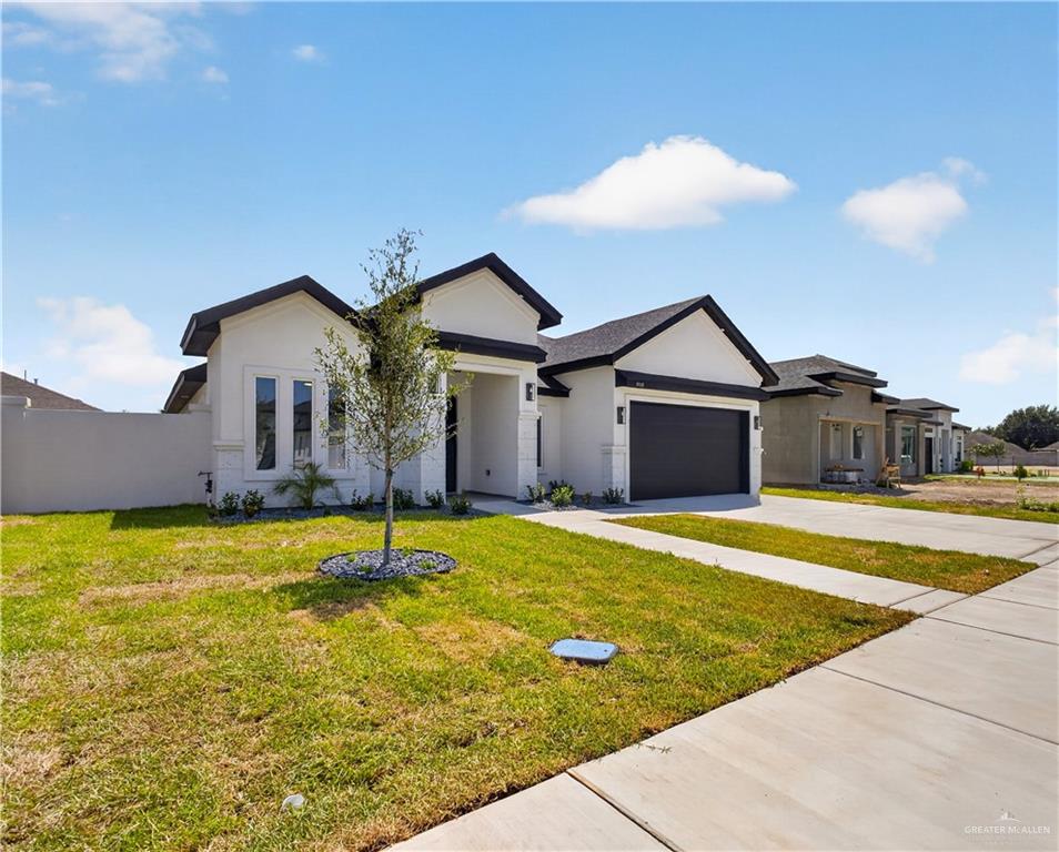 Photo 4 of 808 Brushfield Avenue