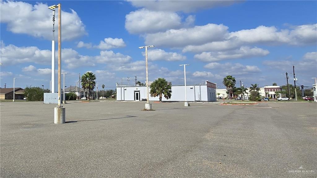 Photo 12 of 1140 Alton Gloor Boulevard