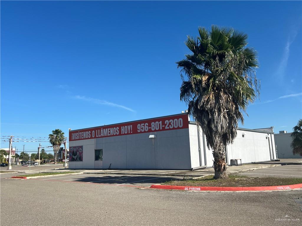 Photo 9 of 1140 Alton Gloor Boulevard