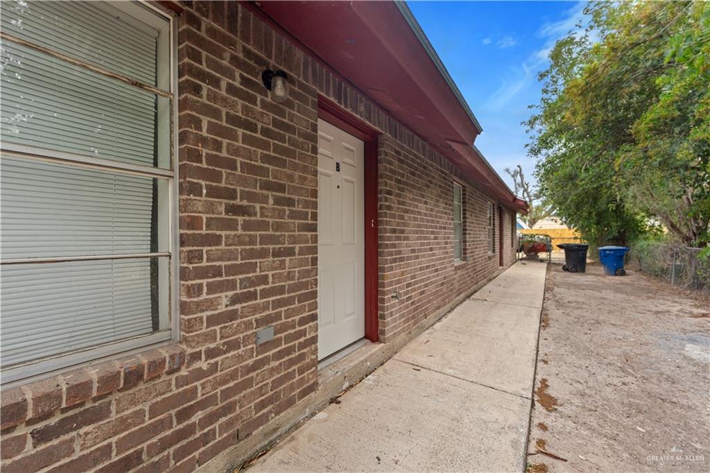 Photo 4 of 2109 Date Palm Avenue