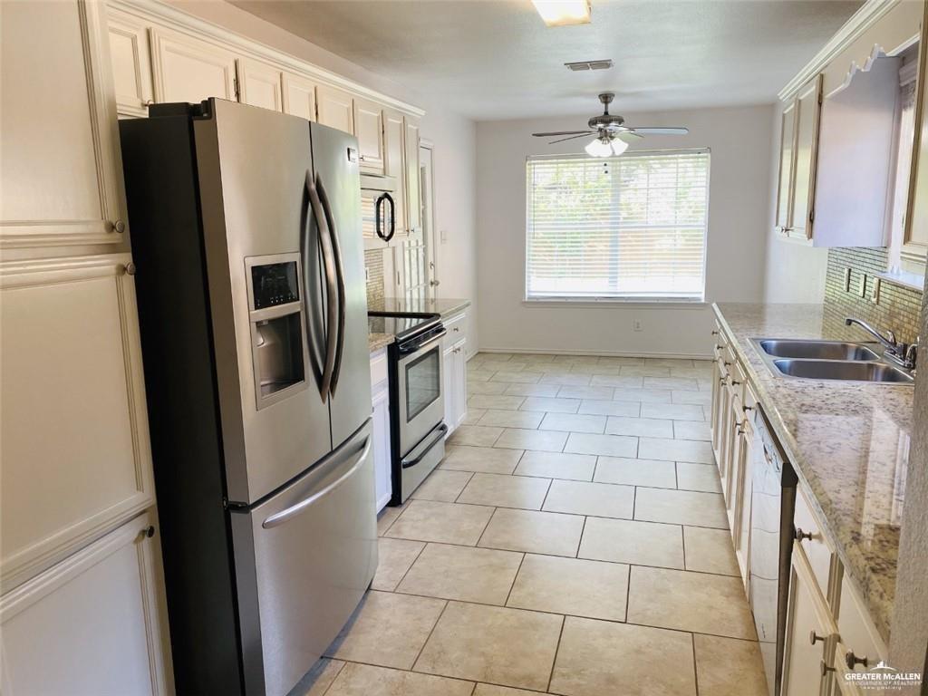 Photo 2 of 3901 San Gerardo
