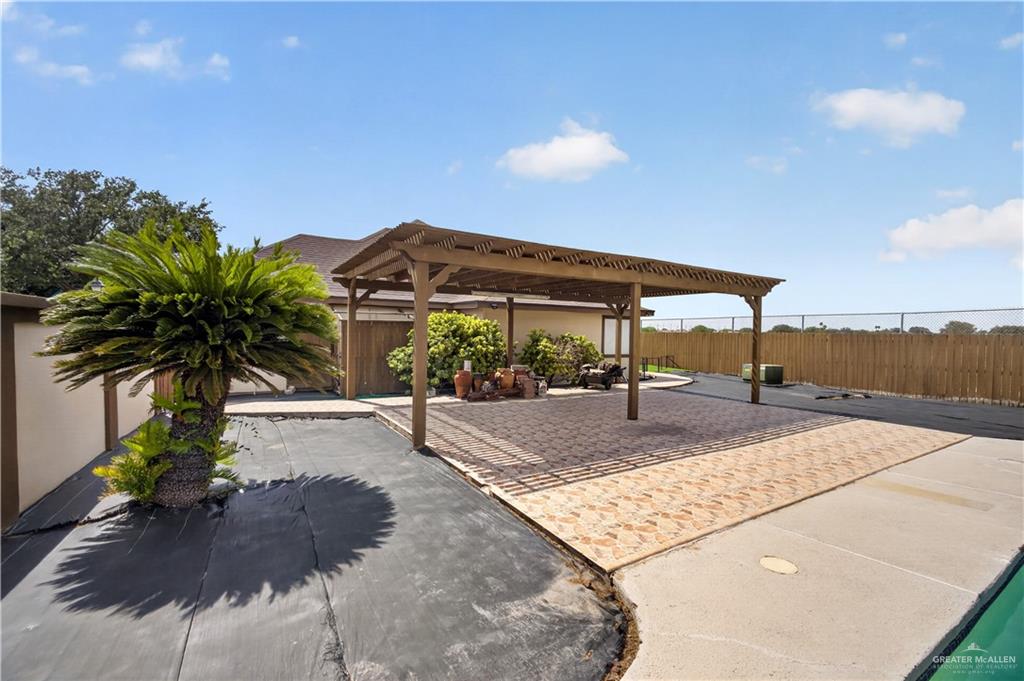 Photo 12 of 1120 Villas Del Norte