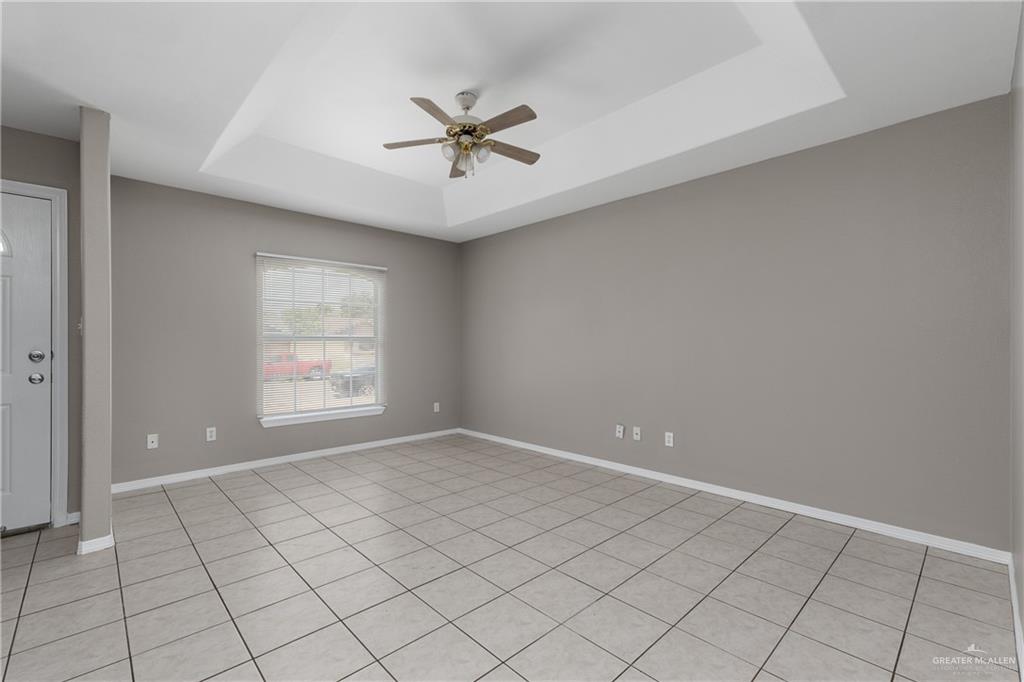 Photo 4 of 1801 Midlane Drive