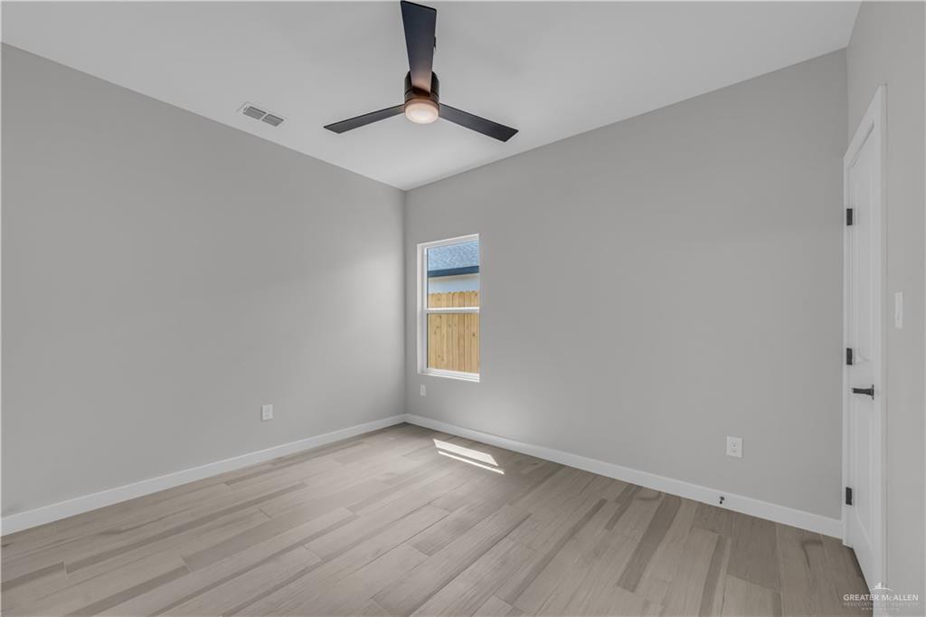 Photo 10 of 3401 Indian Creek Avenue