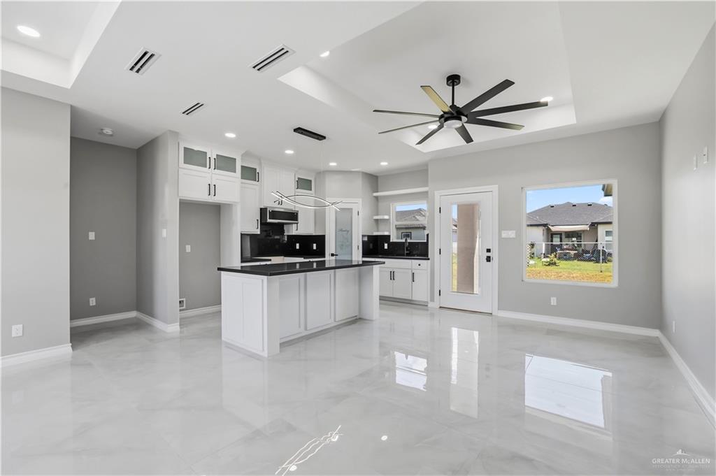 Photo 5 of 3614 Las Brisas Street