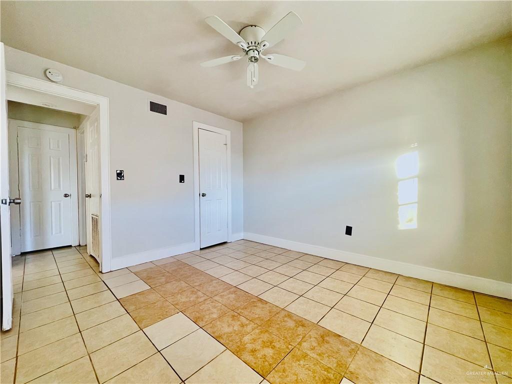 Photo 17 of 1002 Miller Avenue