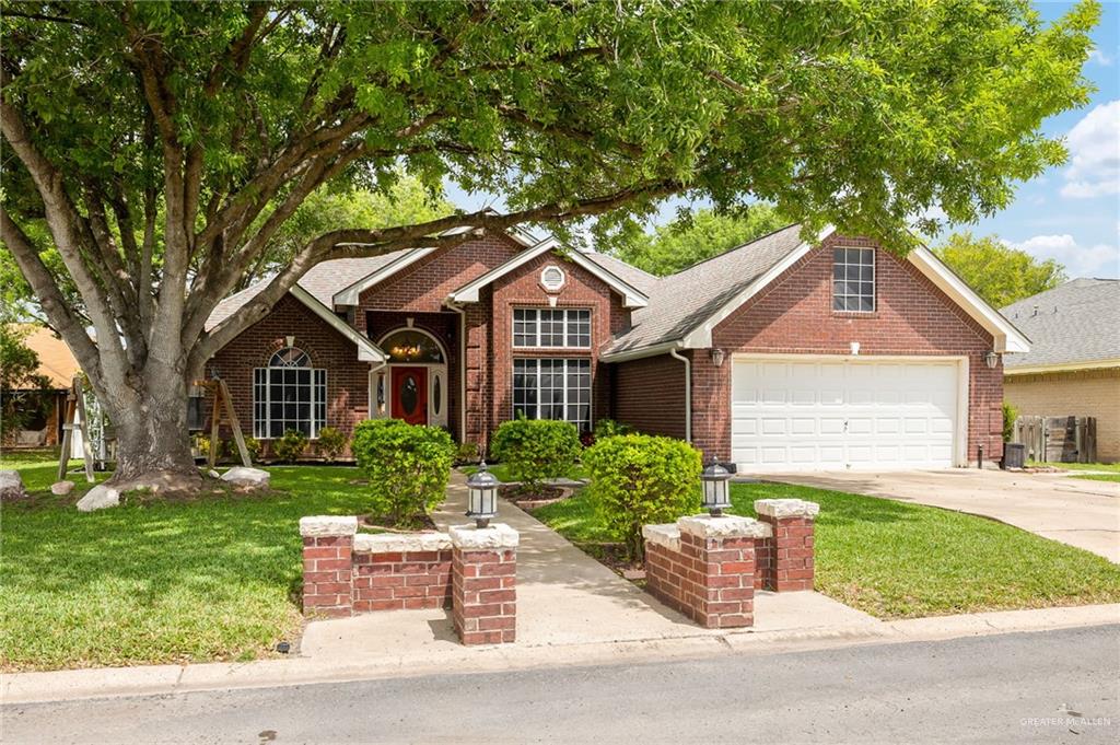Photo 3 of 421 Savannah Drive