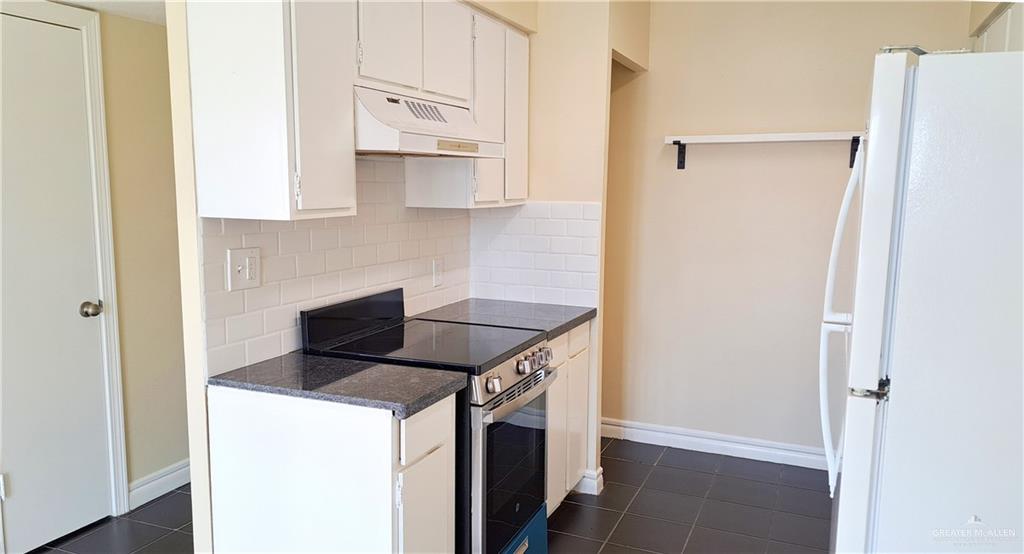Photo 20 of 1418 Beech Avenue #3