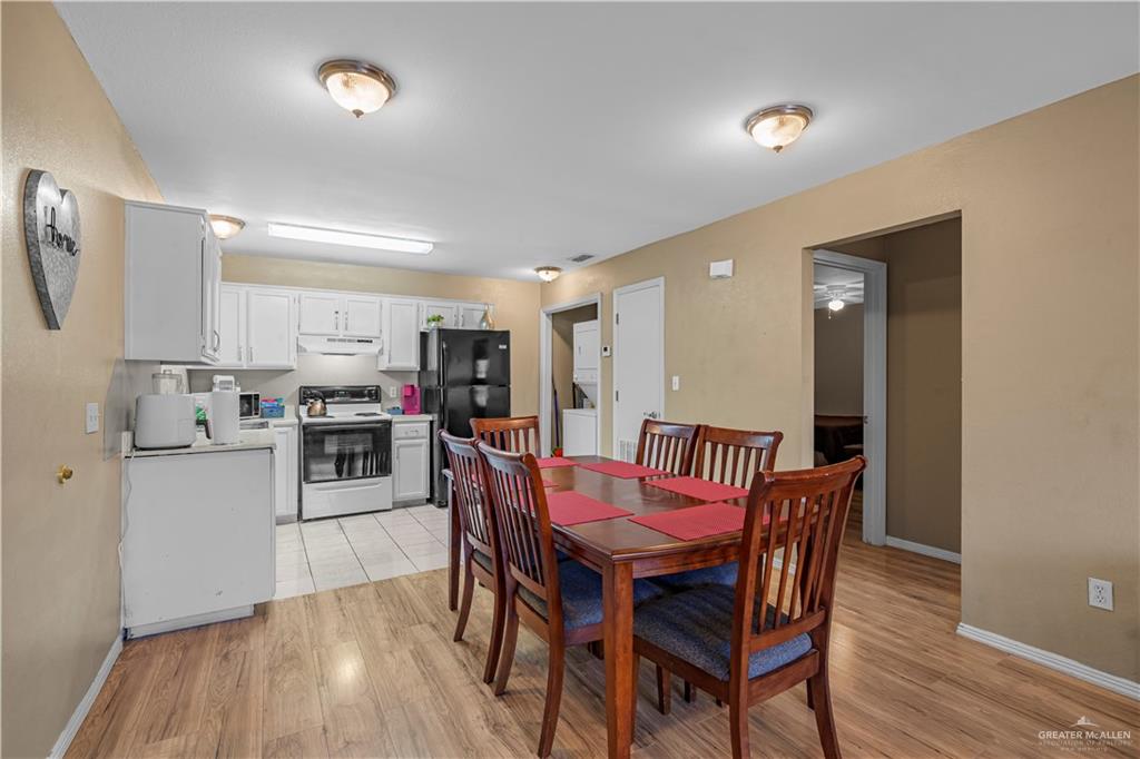 Photo 5 of 1804 Oasis Avenue