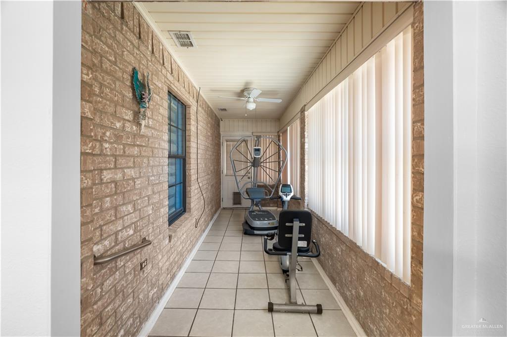 Photo 13 of 1424 Libra Street