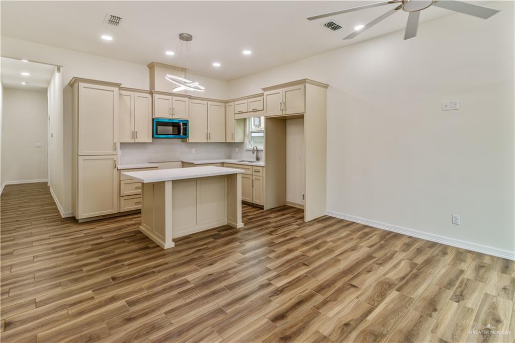 Photo 3 of 326 4th Street #B