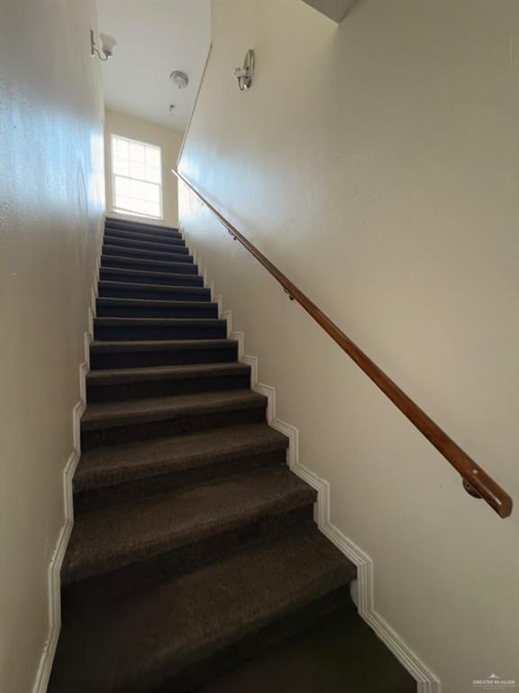 Photo 14 of 1501 Phoenix Street