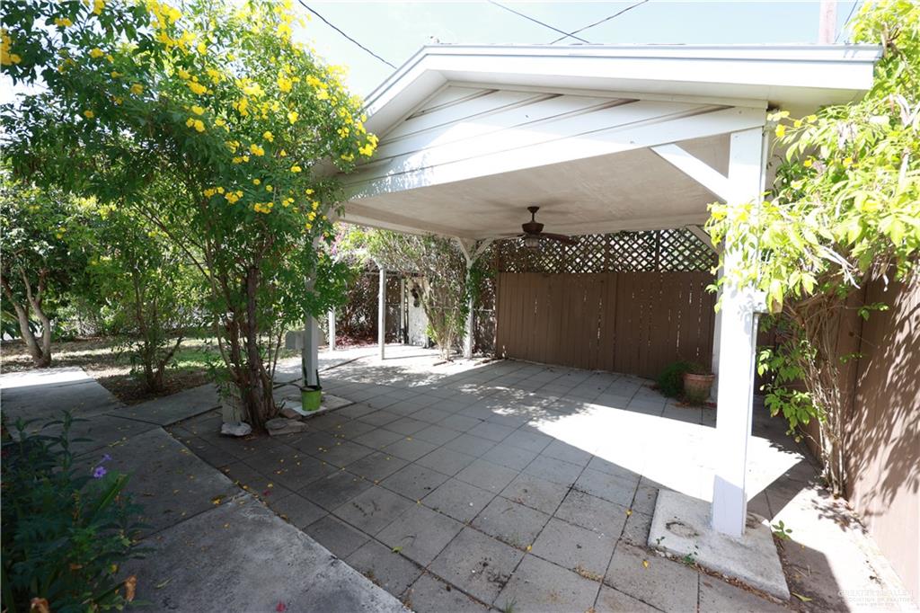 Photo 20 of 124 Sinclair Avenue