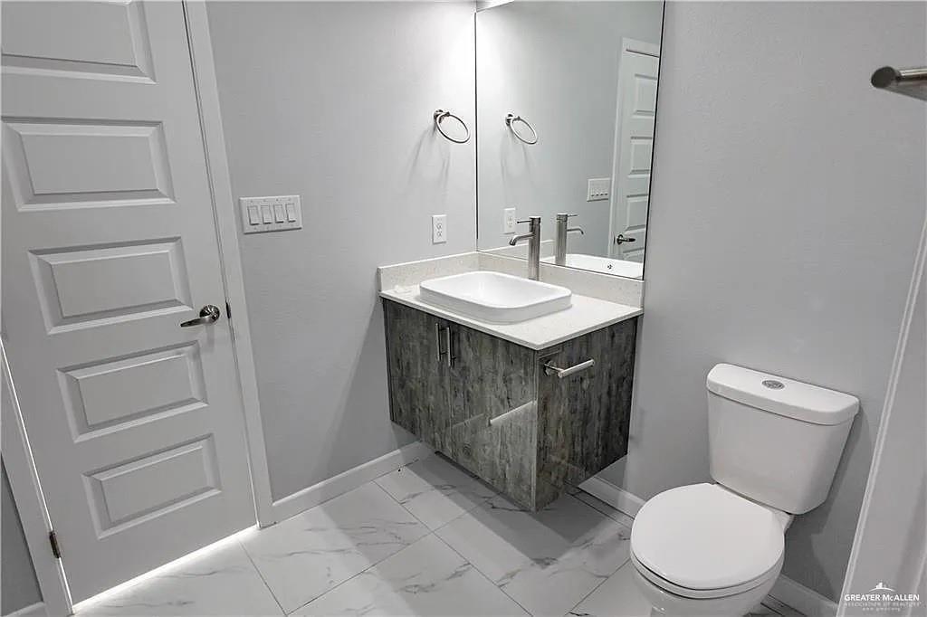 Photo 17 of 3517 Dominique Drive #3