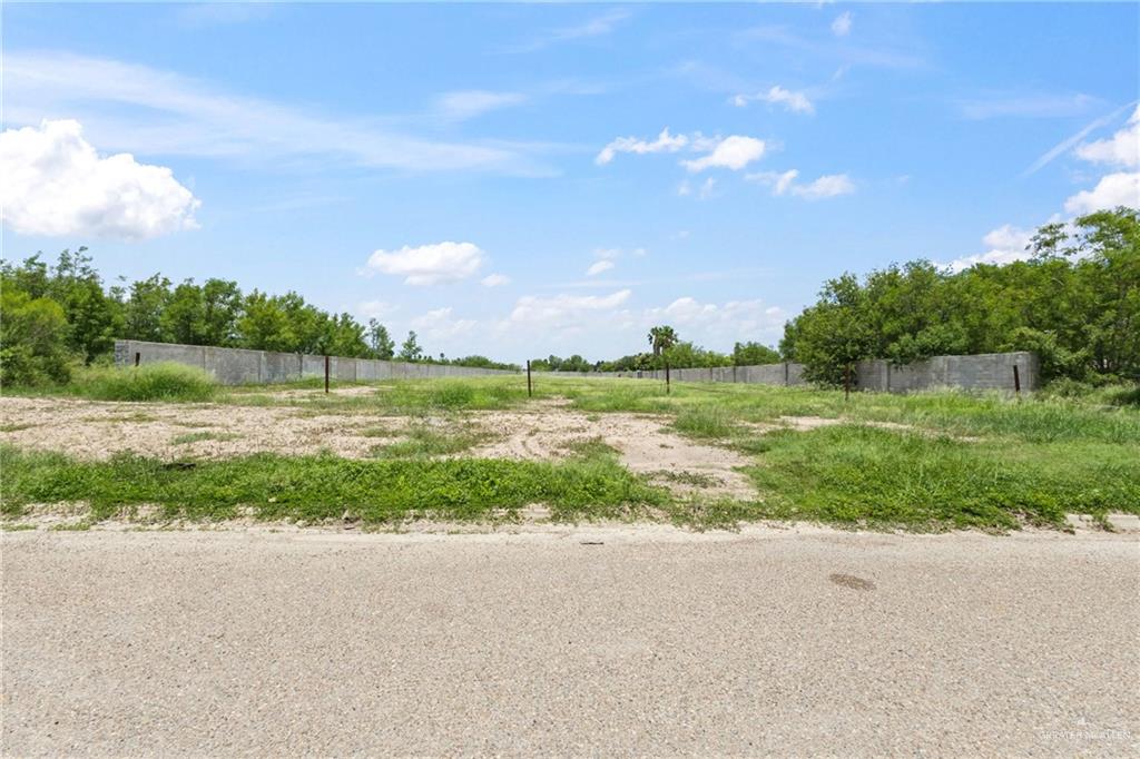 Photo 1 of 700 33rd Street, Hidalgo