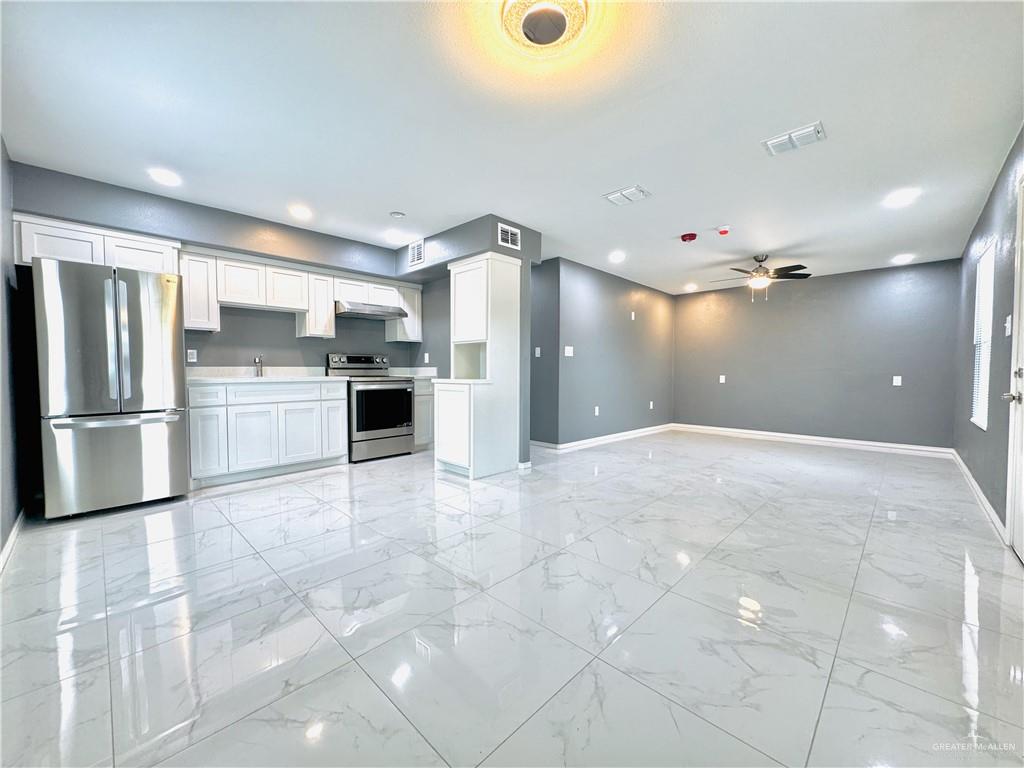 Photo 4 of 8206 Sosa Circle #1
