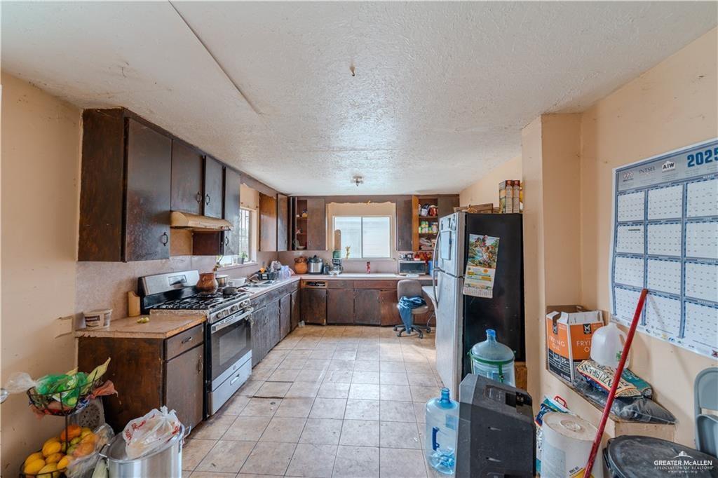 Photo 2 of 312 6th Street