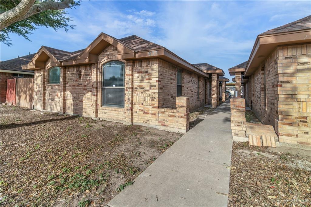 Photo 11 of 933 English Avenue #A
