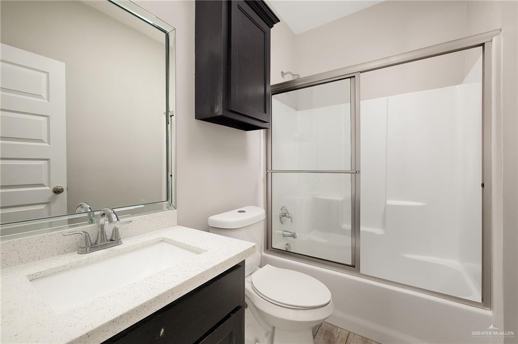 Photo 7 of 1428 Harrison Avenue