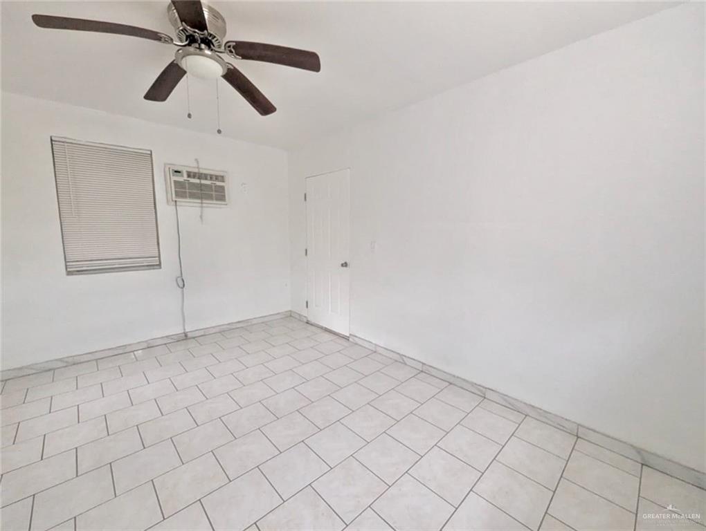 Photo 18 of 8014 Lopez Street