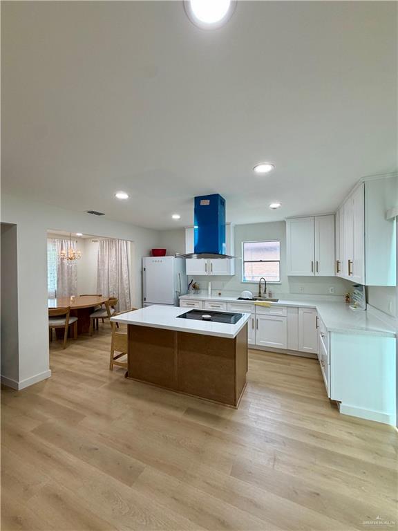 Photo 7 of 820 21st Avenue
