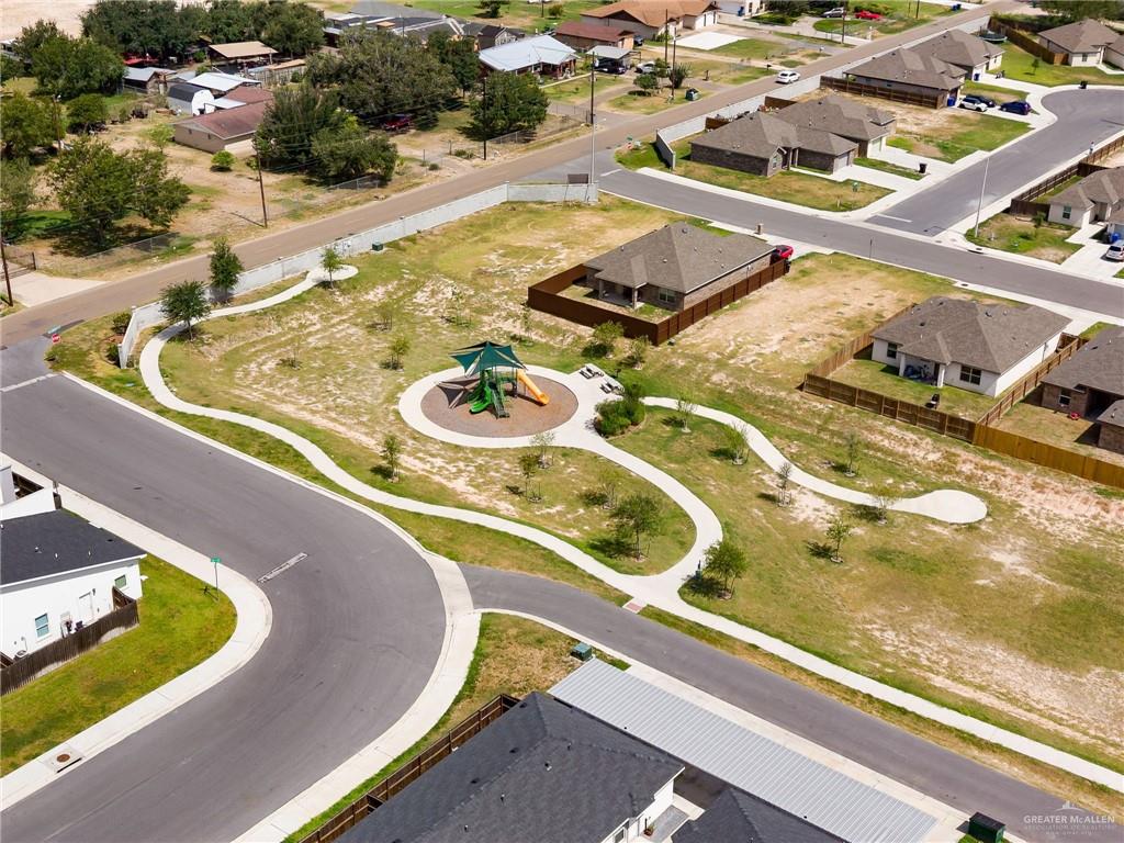 Photo 17 of 3501 Fuerte Avenue #2
