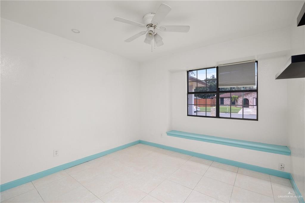 Photo 10 of 1501 Martin Avenue
