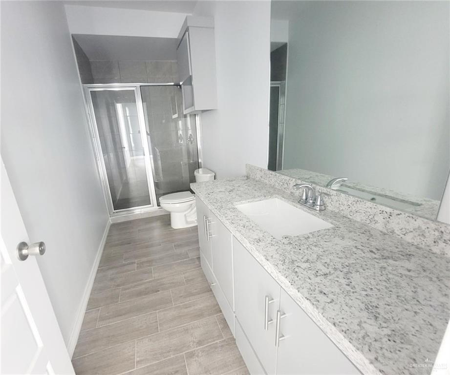 Photo 13 of 2812 Rosemary Drive #3