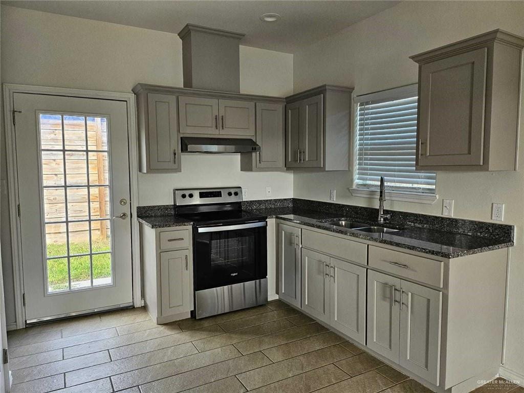 Photo 4 of 5600 Nightingale Avenue #3