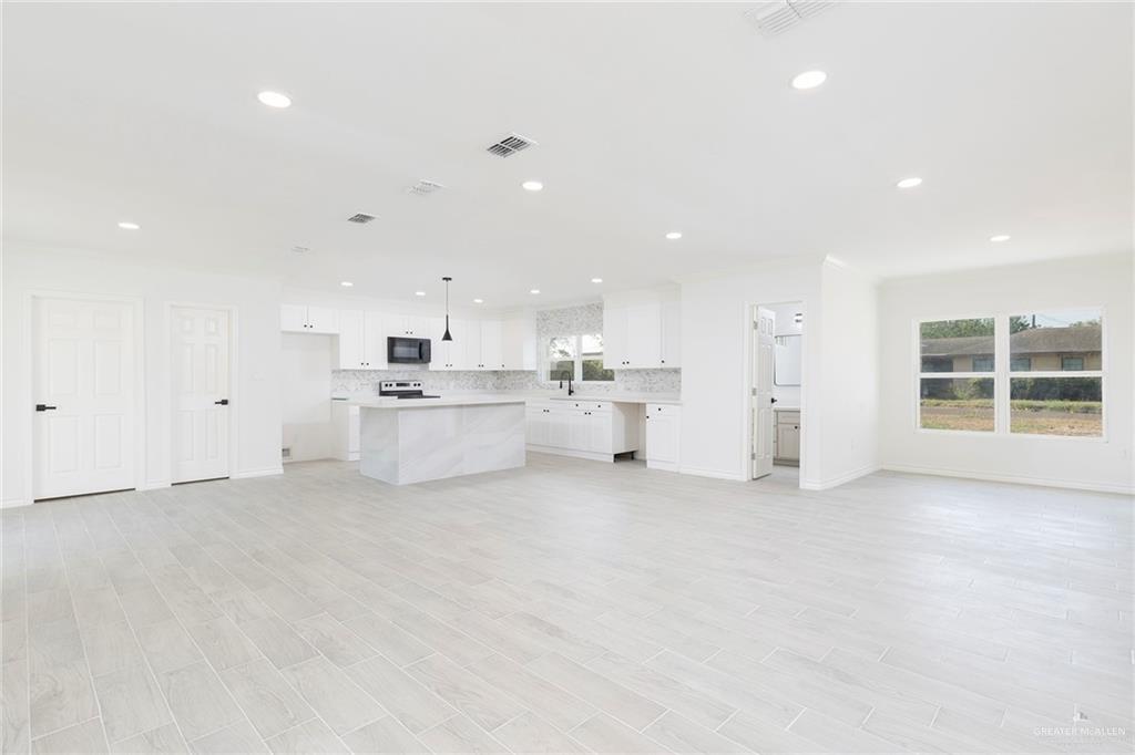 Photo 11 of 412 10th Street