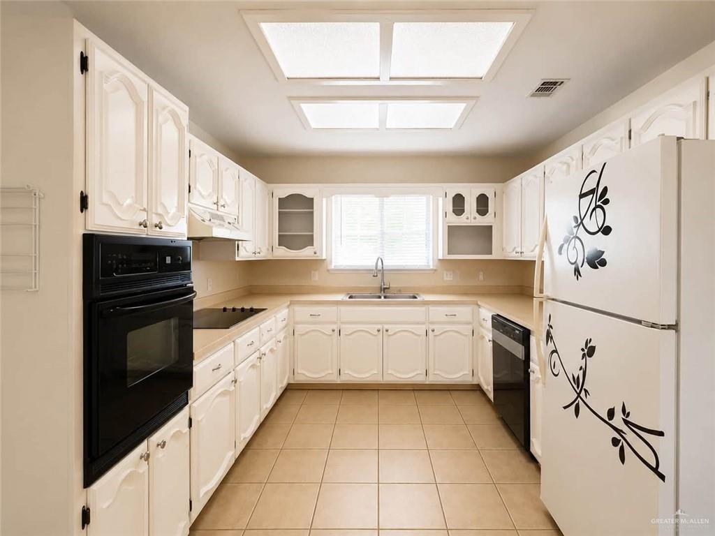Photo 5 of 900 36th Street