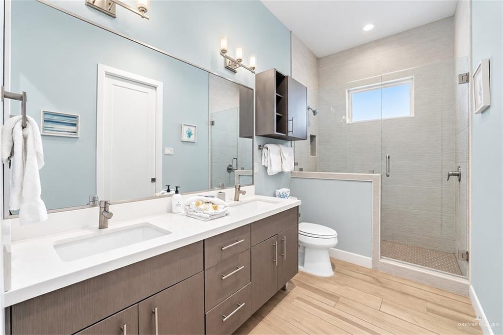 Photo 27 of 5106 Gulf Boulevard #B