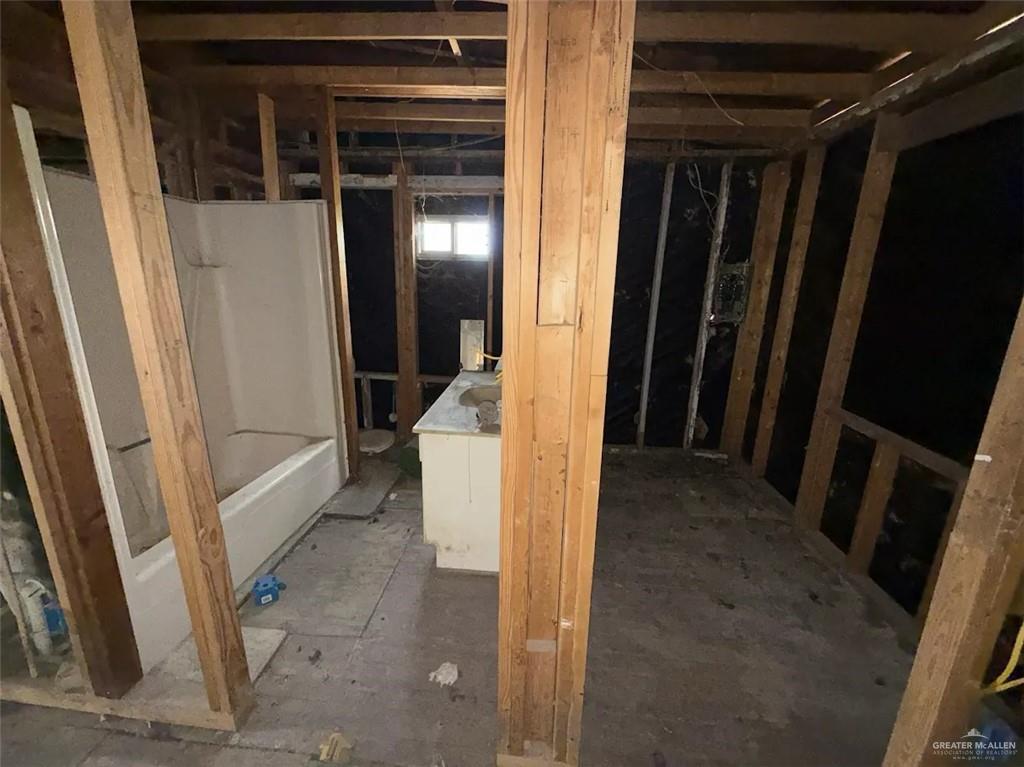 Photo 3 of 614 Filmore Avenue
