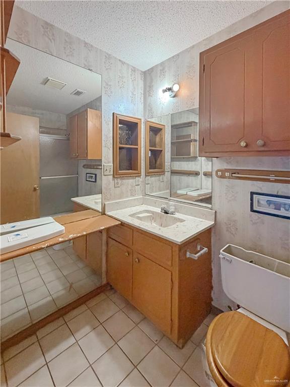 Photo 21 of 2211 Hackberry Avenue
