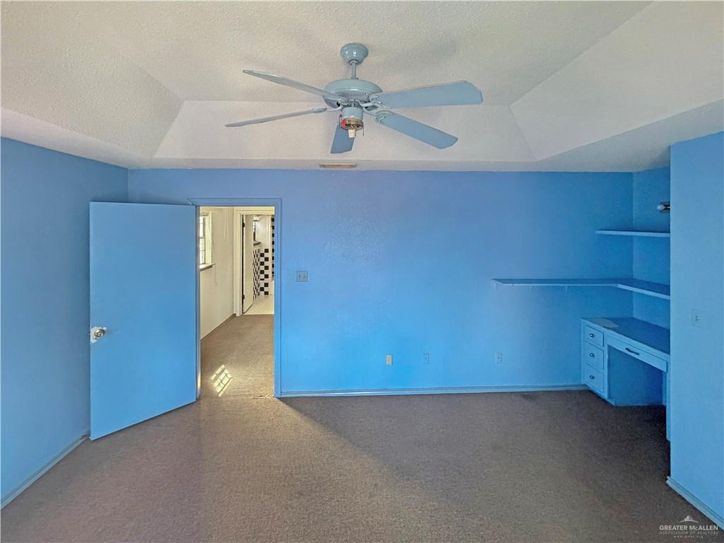 Photo 23 of 2211 Hackberry Avenue