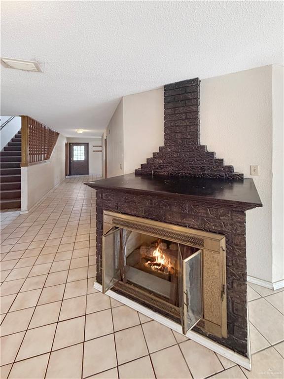 Photo 7 of 2211 Hackberry Avenue