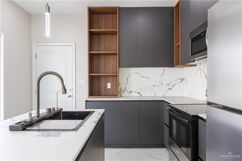 Photo 6 of 4220 Hummingbird Avenue #78