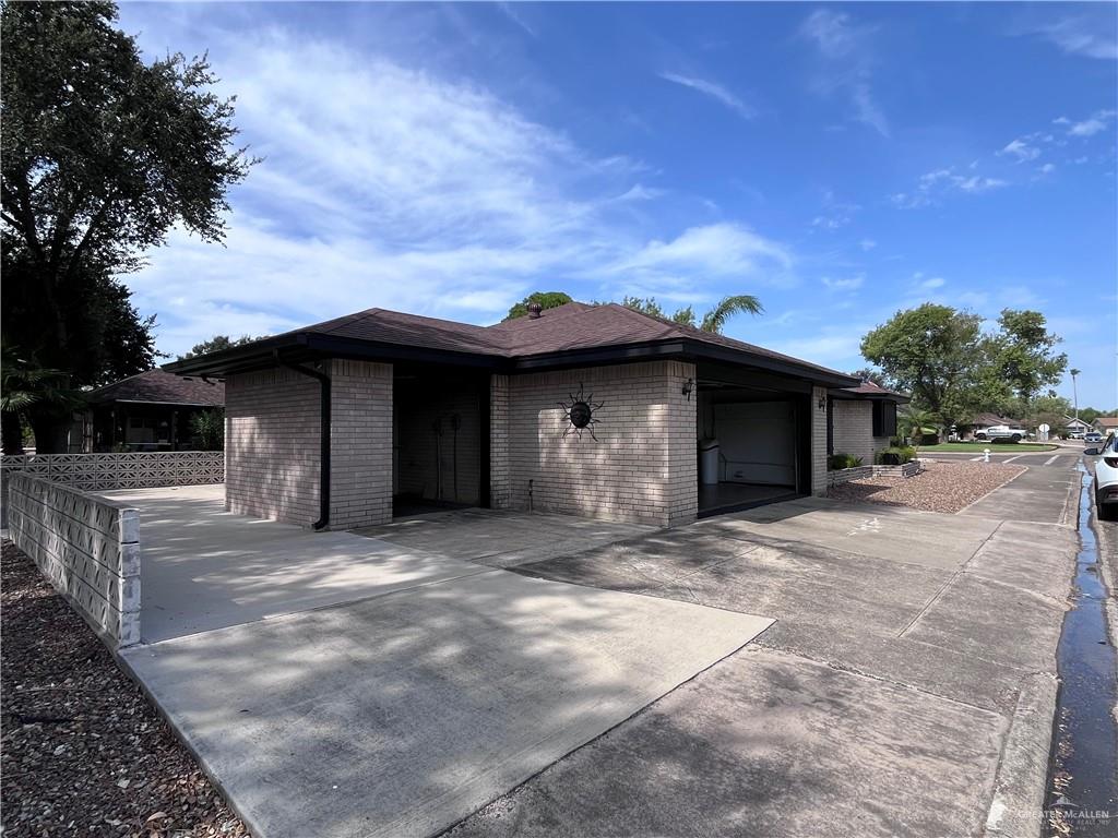 Photo 19 of 838 Citrus Drive