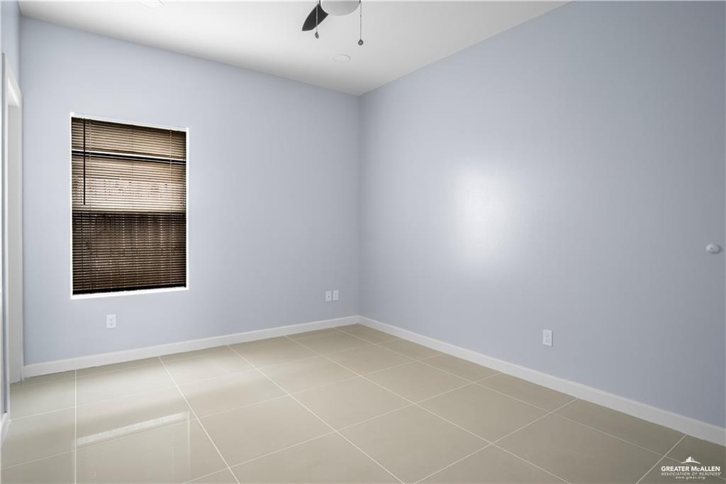 Photo 7 of 2013 Stardust Lane #4