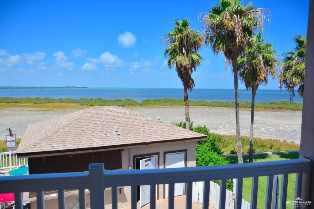 Photo 6 of 901 Padre Boulevard