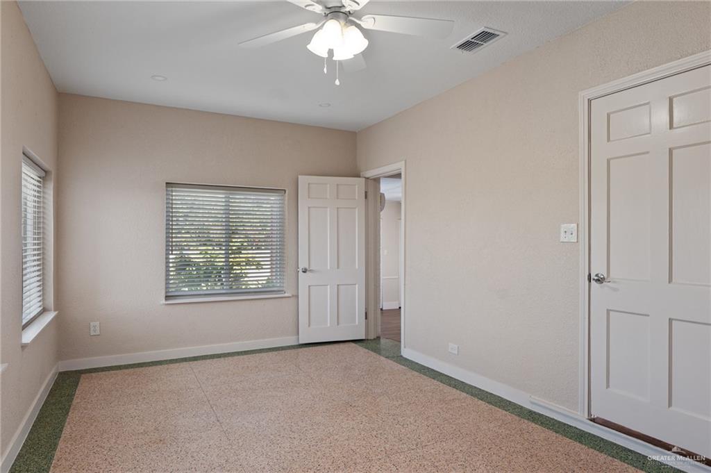 Photo 11 of 5480 FM 491